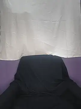 Snapshot of priya__angel chatting on 17, 10, 2025 priya  angel online show from 17, 10, 2025