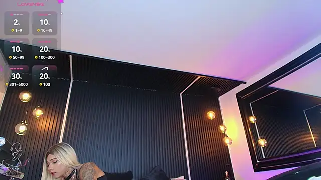 Snapshot of _Holly_Cat chatting on 18, 3, 2025 Holly Cat online show from 18, 3, 2025