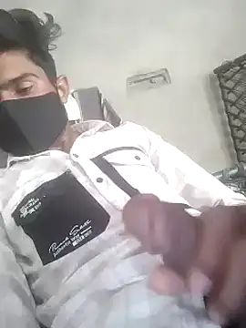 Snapshot of Yasha_14C_Creator chatting on 8, 3, 2025 Yasha 14C Creator online show from 8, 3, 2025