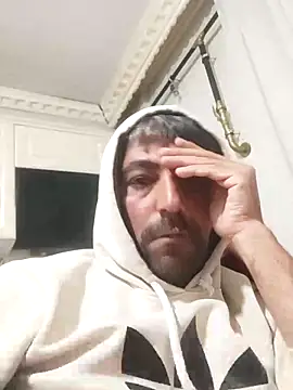 Snapshot of Muratcanik44 chatting on 8, 3, 2026 Muratcanik44 online show from 8, 3, 2026