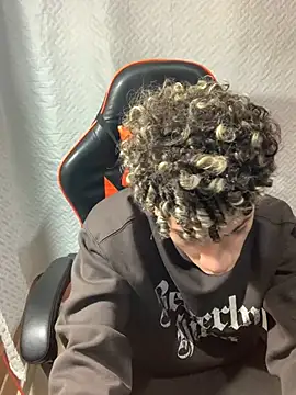 mateodeamjo online show from 3, 1, 2025