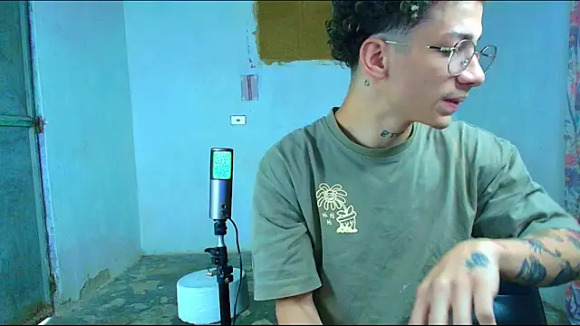 Snapshot of mateodeamjo chatting on 7, 2, 2026 mateodeamjo online show from 7, 2, 2026