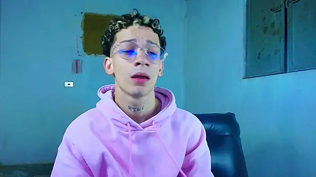 Snapshot of mateodeamjo chatting on 9, 3, 2026 mateodeamjo online show from 9, 3, 2026