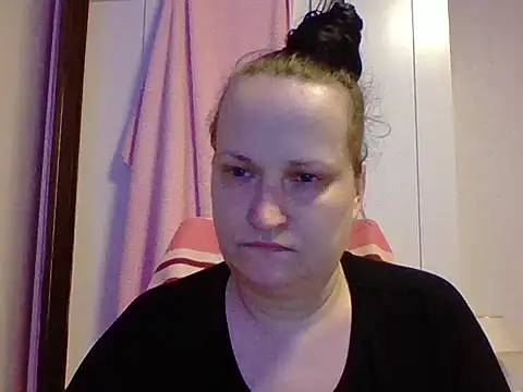 Snapshot of _squirty_cum_lady_ chatting on 23, 2, 2025 squirty cum lady online show from 23, 2, 2025