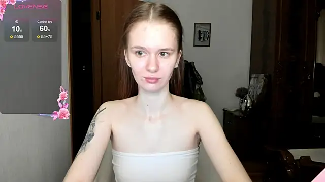 Snapshot of EmilySoul chatting on 16, 3, 2026 EmilySoul online show from 16, 3, 2026