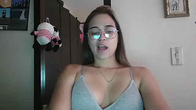 Snapshot of trianabell chatting on 29, 5, 2026 trianabell online show from 29, 5, 2026