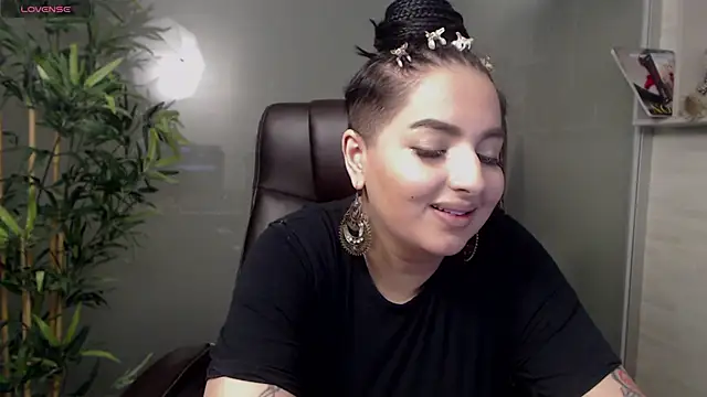 BustyAllyy online show from 16, 3, 2025