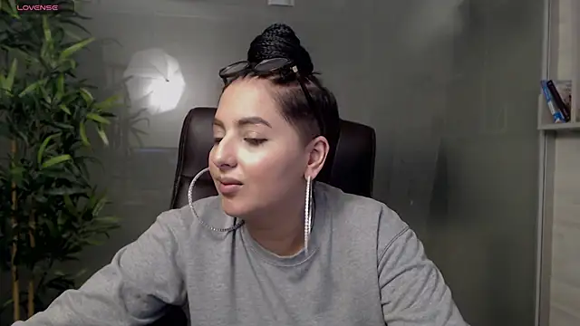 BustyAllyy online show from 18, 3, 2025