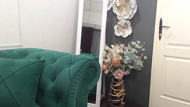 BustyAllyy online show from 12, 4, 2026