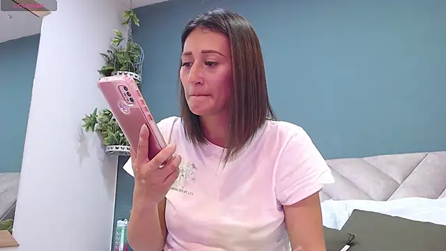 SharisWillian online show from 13, 2, 2025