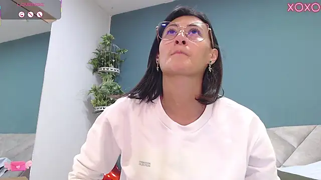 SharisWillian online show from 10, 9, 2025