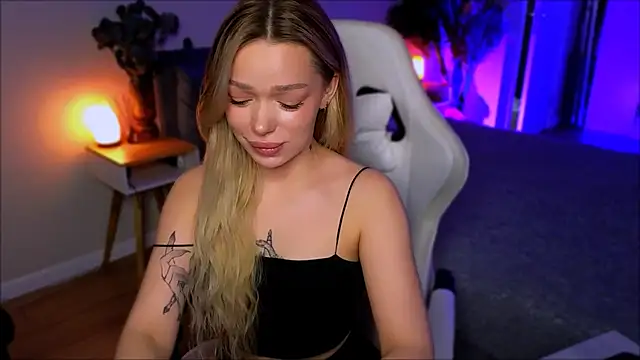 Snapshot of Lily_Yin chatting on 18, 3, 2026 Lily Yin online show from 18, 3, 2026