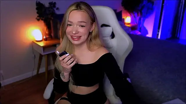 Snapshot of Lily_Yin chatting on 22, 4, 2026 Lily Yin online show from 22, 4, 2026