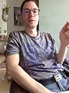 Schnubby1 online show from 24, 2, 2025