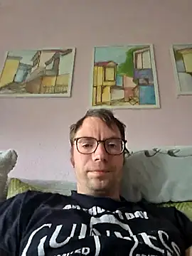 Snapshot of Schnubby1 chatting on 24, 4, 2026 Schnubby1 online show from 24, 4, 2026