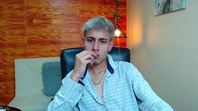 Bastiaan 28 online show from 26, 12, 2024