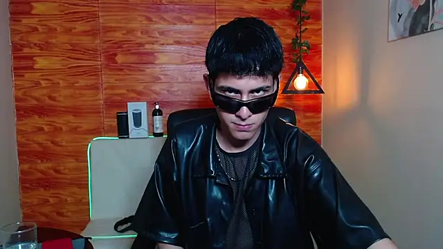 Bastiaan 28 online show from 22, 1, 2025