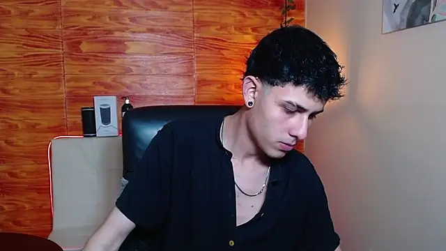 Bastiaan 28 online show from 24, 1, 2025