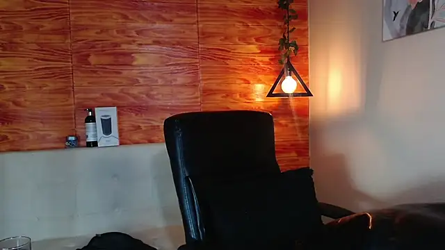 Bastiaan 28 online show from 8, 2, 2025