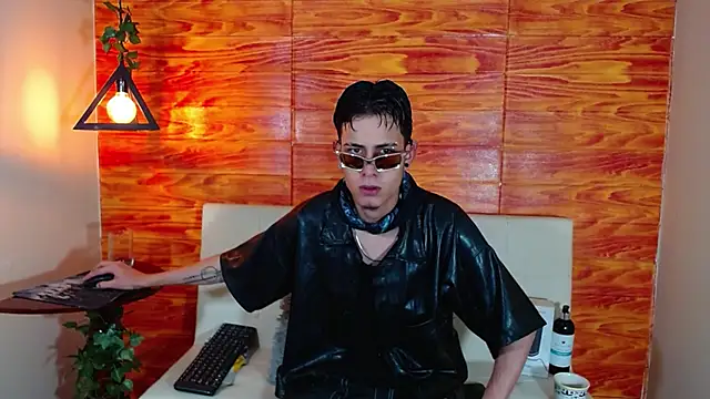 Bastiaan 28 online show from 8, 3, 2025