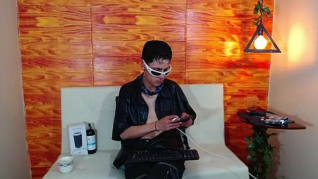 Bastiaan 28 online show from 8, 3, 2025