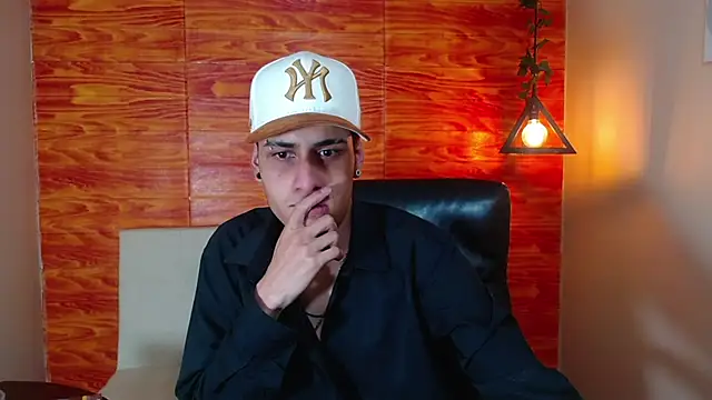 Bastiaan 28 online show from 14, 3, 2025