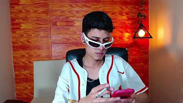 Bastiaan 28 online show from 16, 3, 2025