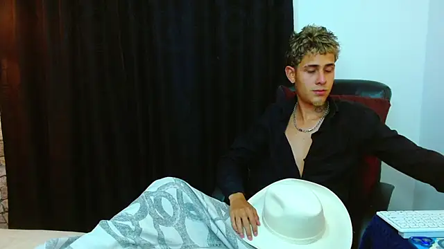 Snapshot of Bastiaan_28 chatting on 21, 3, 2026 Bastiaan 28 online show from 21, 3, 2026