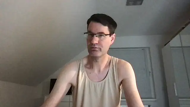 Snapshot of zxzx_cam1 chatting on 8, 1, 2025 zxzx cam1 online show from 8, 1, 2025