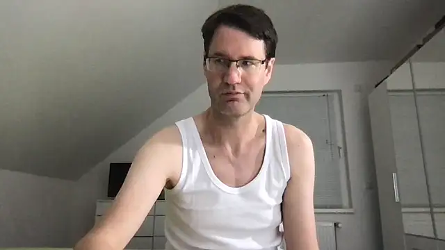 Snapshot of zxzx_cam1 chatting on 12, 2, 2025 zxzx cam1 online show from 12, 2, 2025