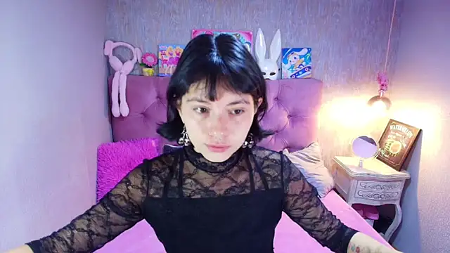 charlottemoonxz online show from 18, 2, 2026