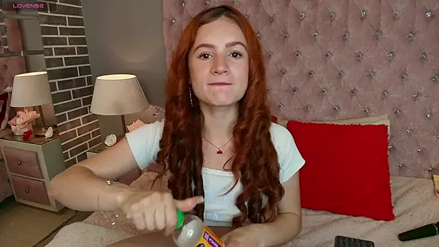 AdelaineBest online show from 12, 2, 2025