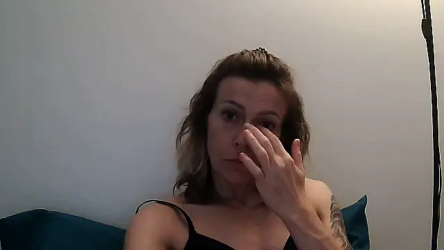 Snapshot of anechka1 chatting on 20, 6, 2026 anechka1 online show from 20, 6, 2026