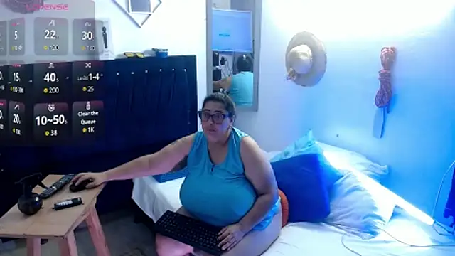 Snapshot of bubis_laru53 chatting on 21, 4, 2026 bubis laru53 online show from 21, 4, 2026