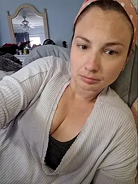 MilfyMrsRobinson online show from 12, 3, 2025