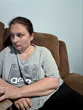 MilfyMrsRobinson online show from 22, 9, 2025