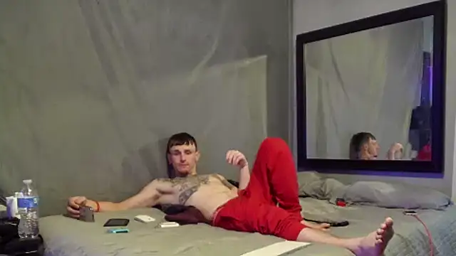 Snapshot of RyleyRydes chatting on 22, 12, 2024 RyleyRydes online show from 22, 12, 2024