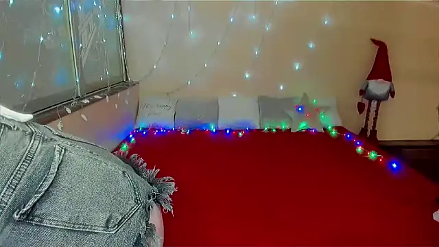 Snapshot of LizaSenri chatting on 8, 1, 2025 LizaSenri online show from 8, 1, 2025