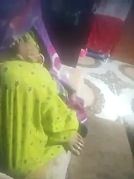 Snapshot of Working- chatting on 11, 2, 2026 Working- online show from 11, 2, 2026