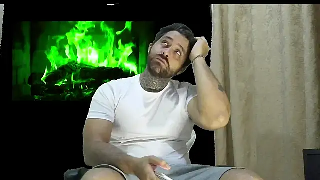 aronmiller404 online show from 16, 5, 2026