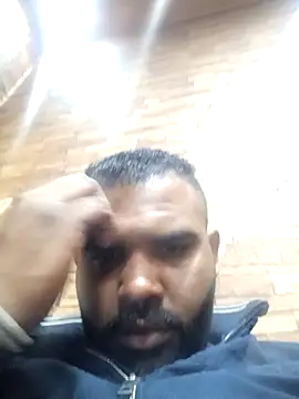 Snapshot of ListedLoin chatting on 8, 1, 2025 ListedLoin online show from 8, 1, 2025