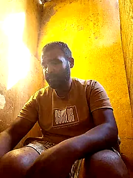 ListedLoin online show from 6, 11, 2025