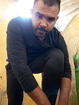 Snapshot of ListedLoin chatting on 19, 4, 2026 ListedLoin online show from 19, 4, 2026