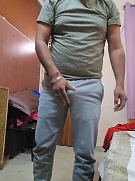 Snapshot of Loveboycurvy chatting on 10, 4, 2026 Loveboycurvy online show from 10, 4, 2026