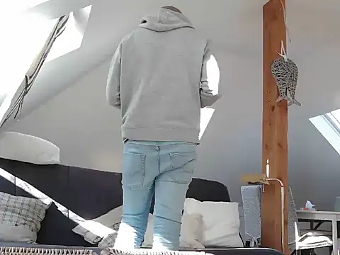 maxmueller321 online show from 18, 3, 2026