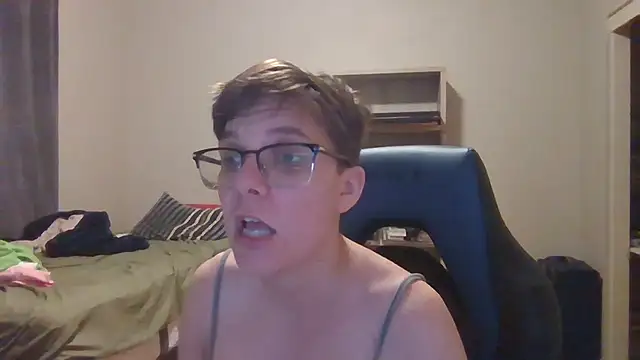 Snapshot of KaliSnow199623 chatting on 22, 10, 2025 KaliSnow199623 online show from 22, 10, 2025