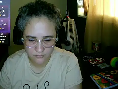 Snapshot of lolalicious_758 chatting on 24, 9, 2025 lolalicious 758 online show from 24, 9, 2025
