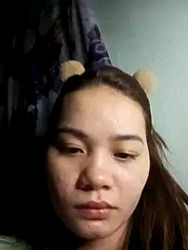 Ngoc-Trinh online show from 18, 1, 2025