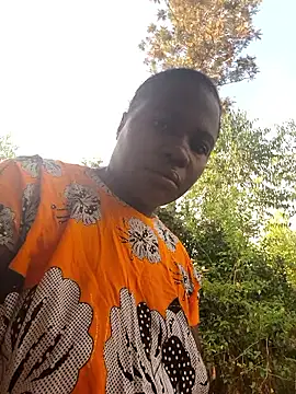 missarpie online show from 15, 10, 2025