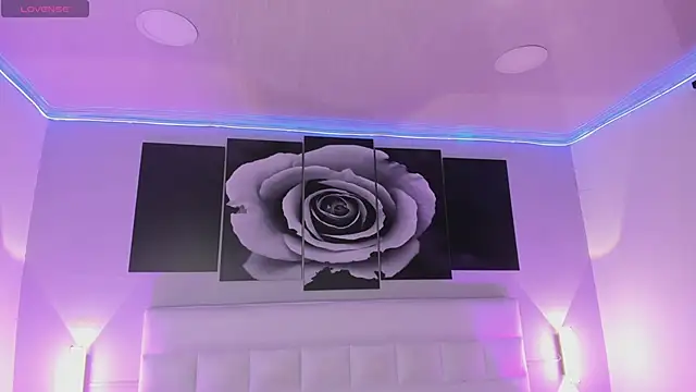 sofi bakerr online show from 5, 11, 2025